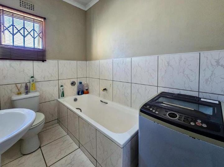 3 Bedroom Property for Sale in Amalinda Eastern Cape